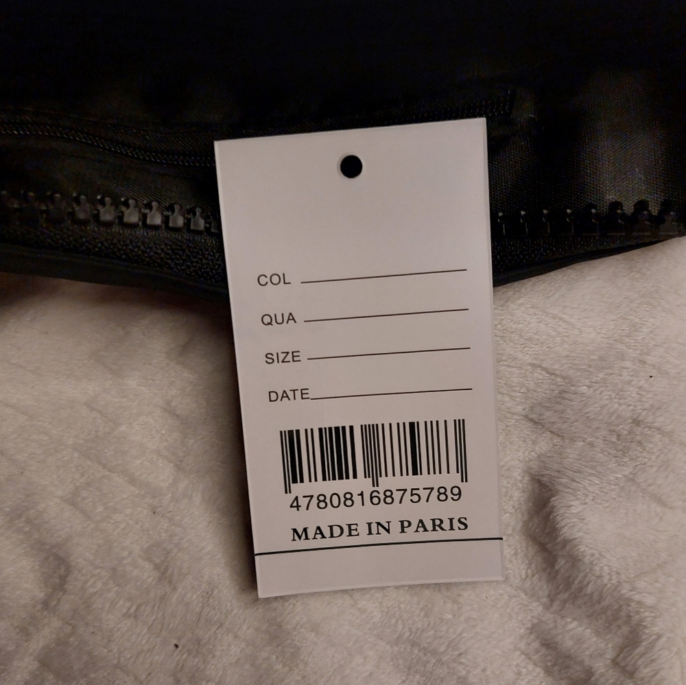 CHANEL Cream and Black Logo Protective Dust Cover - Picture 8 of 11